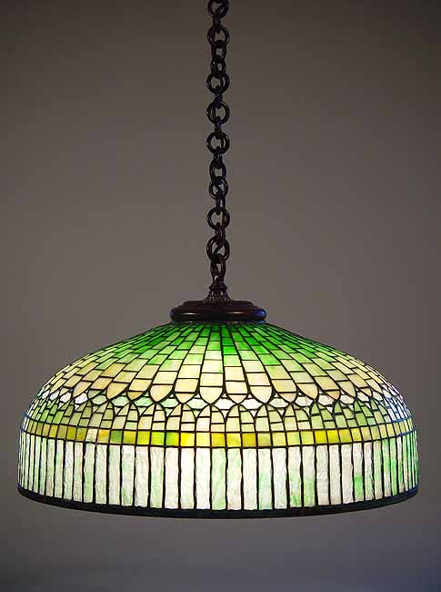 Curtain Border Tiffany Lamp