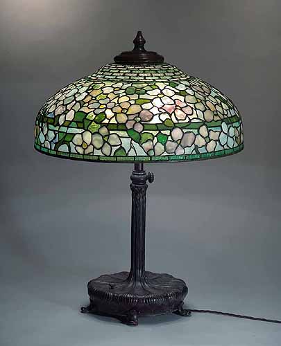 22"Dogwood Tiffany Lamp